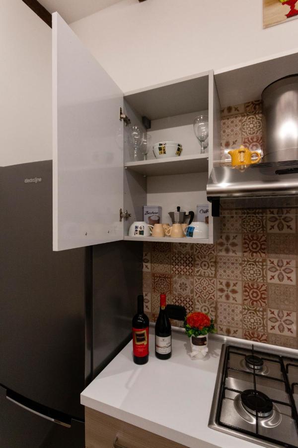 Vittoria Apartment *